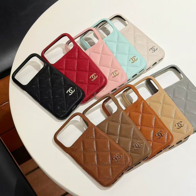 Chanel iPhone Shell 30 (1)