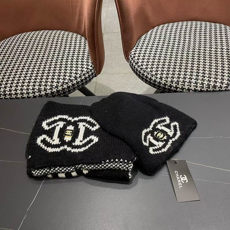 Chanel scarf hat (252)