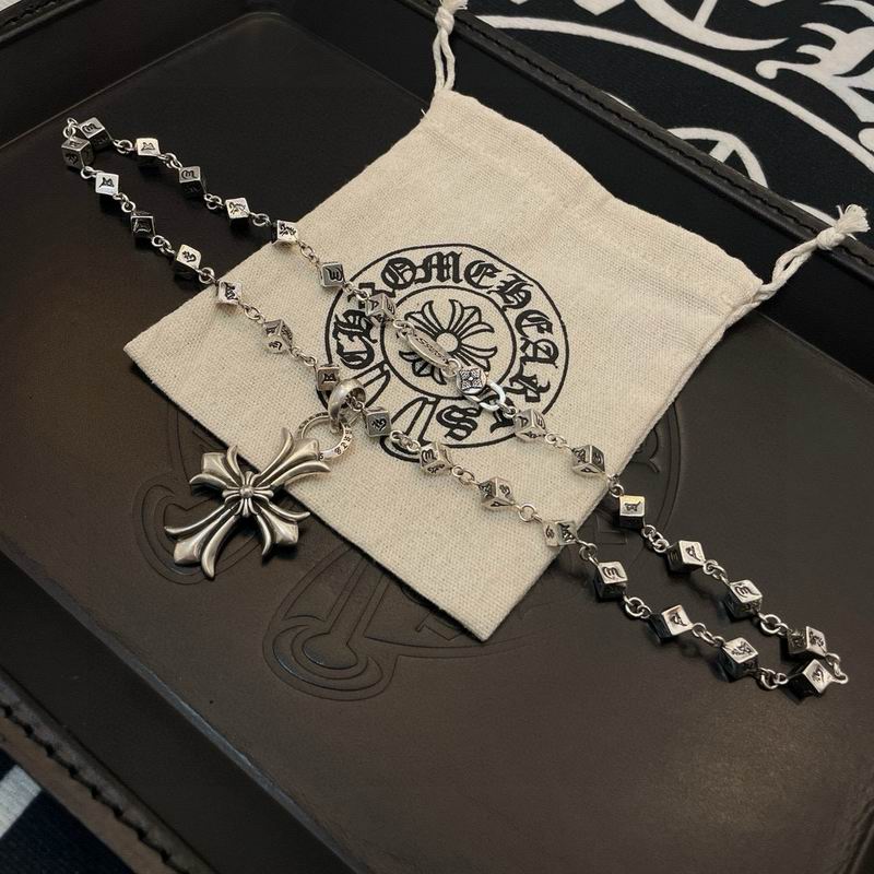 Chrome Hearts necklace 11yxx309 (6)