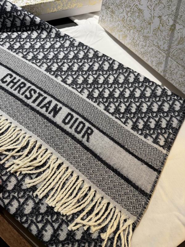 Dior Scarf 100%山羊绒 E30 (12)
