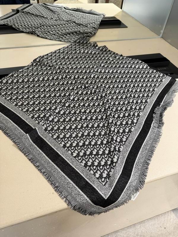 Dior Scarf 140X140cm 57%羊毛43%真丝 E07 (12)