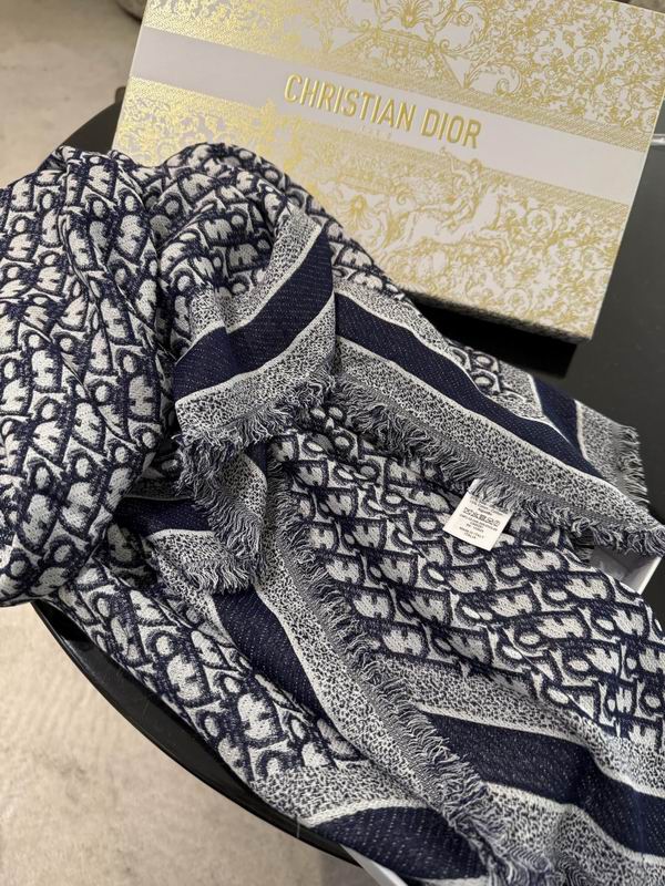 Dior Scarf 140X140cm 57%羊毛43%真丝 E07 (2)