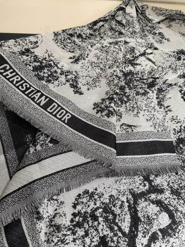 Dior Scarf 140X140cm 57%羊毛43%真丝 E07 (20)