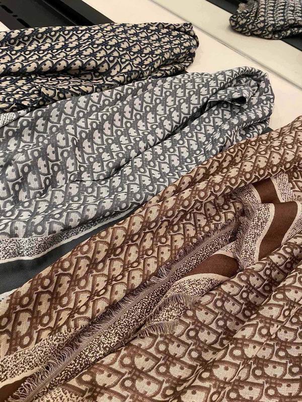 Dior Scarf 140X140cm 57%羊毛43%真丝 E67 (10)