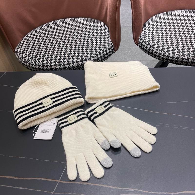 Dior Scarf Hat Gloves  (380)