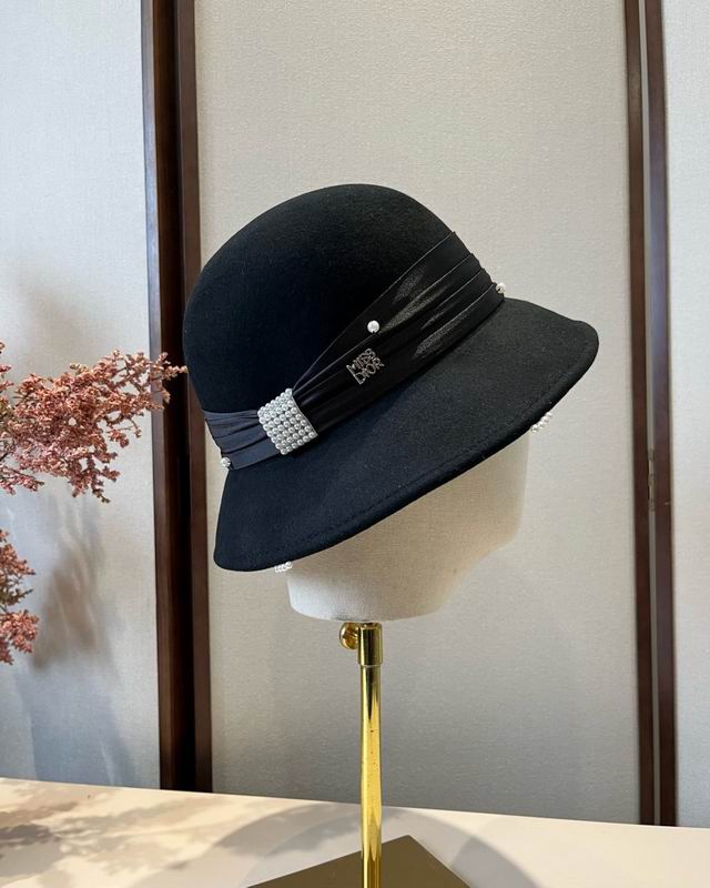 Dior Top Hat (445)