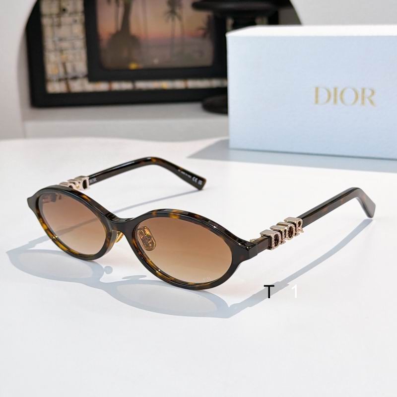 Dior Treasure 57 17-145 A05