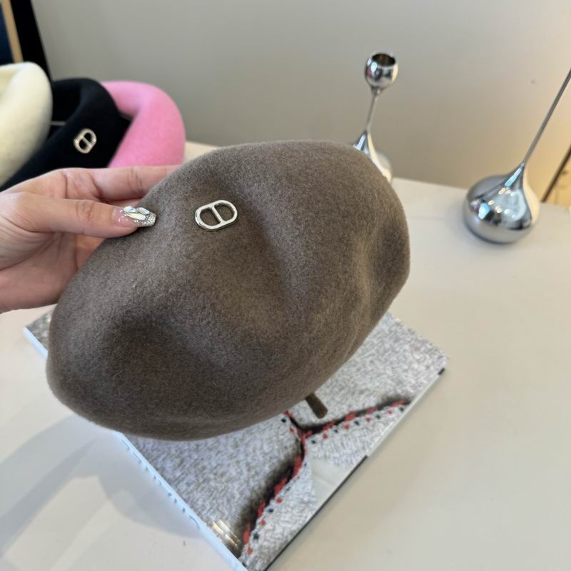 Dior beret (241)