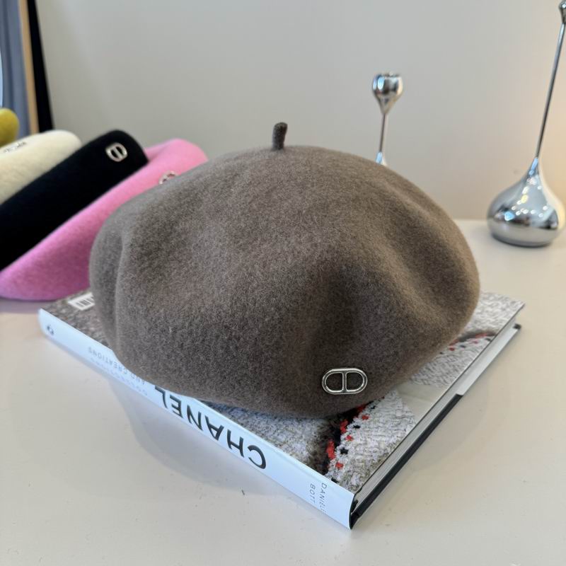 Dior beret (245)