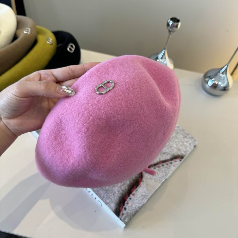 Dior beret (270)