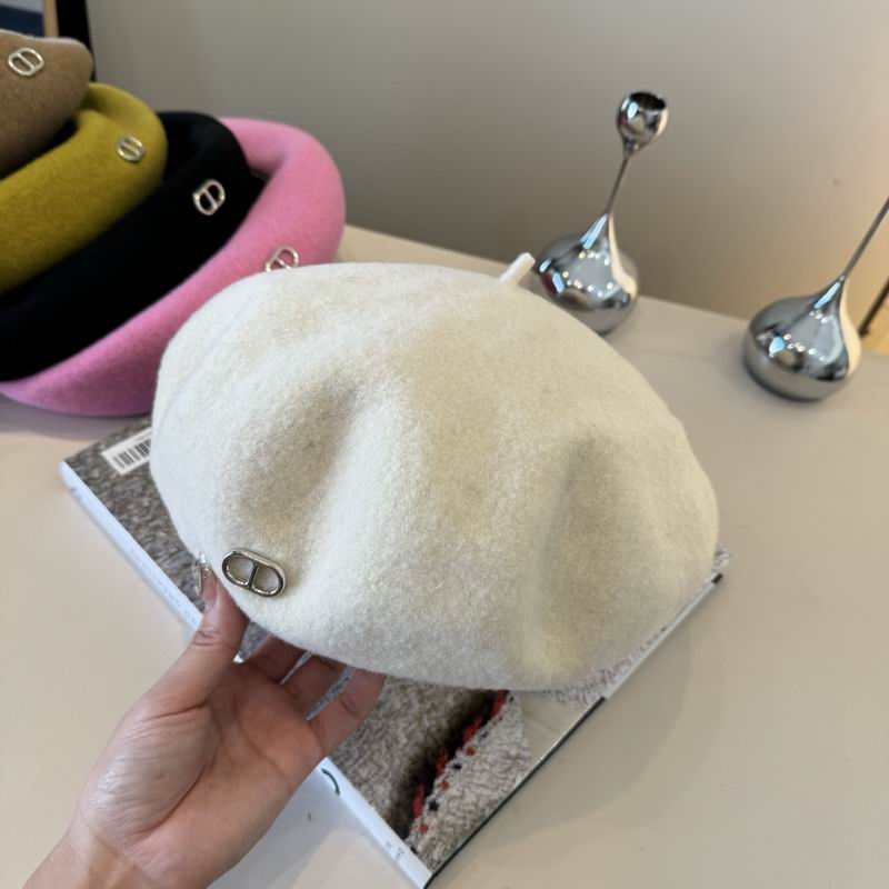 Dior beret (282)
