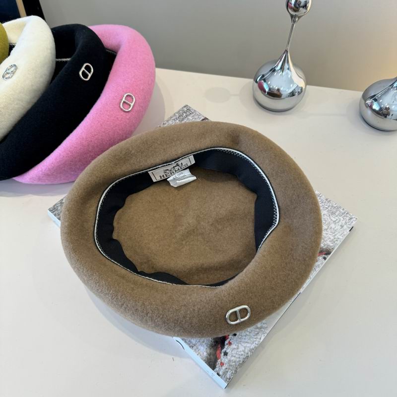 Dior beret (284)