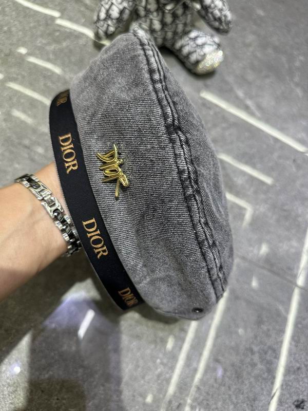 Dior beret dx (3)