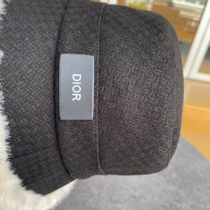 Dior hat (1000)
