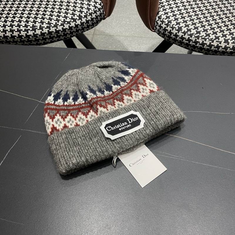 Dior hat (1675)