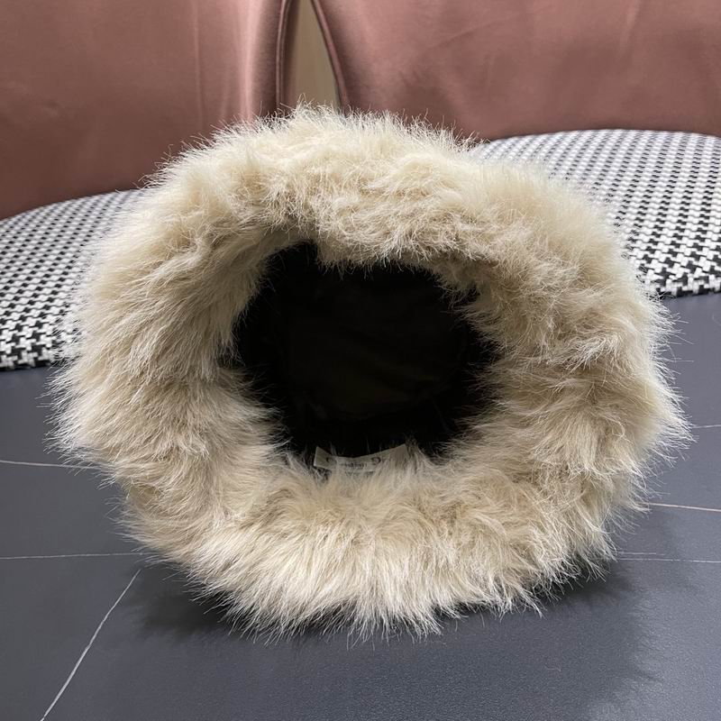 Dior hat (389)