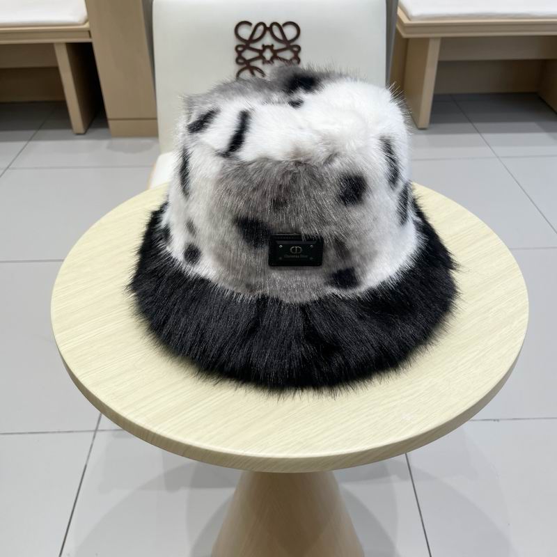 Dior hat (665)