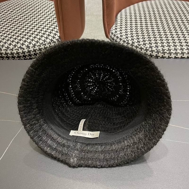 Dior hat (810)