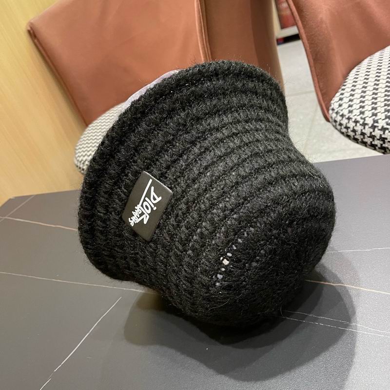 Dior hat (811)