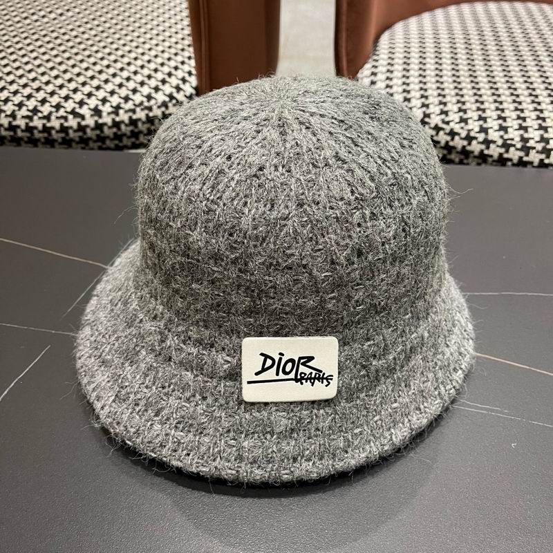 Dior hat (842)