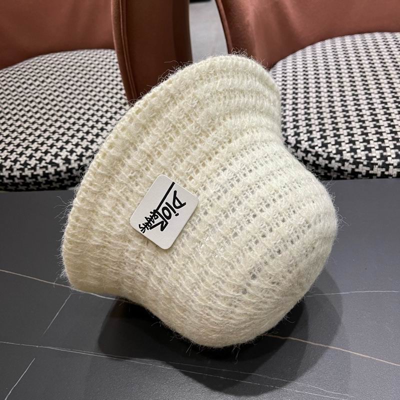Dior hat (844)