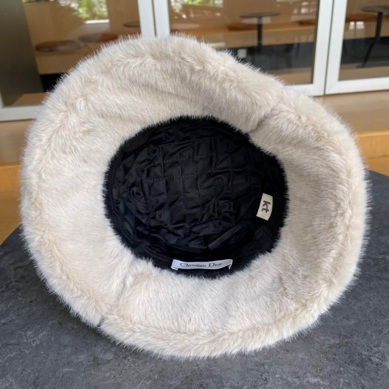 Dior hat (987)