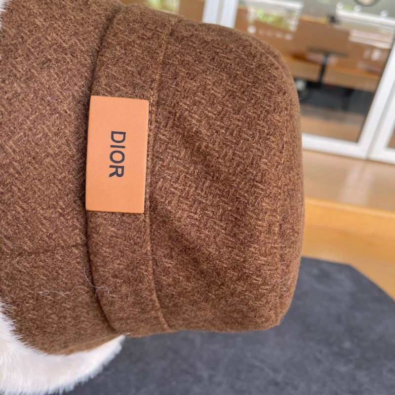 Dior hat (989)