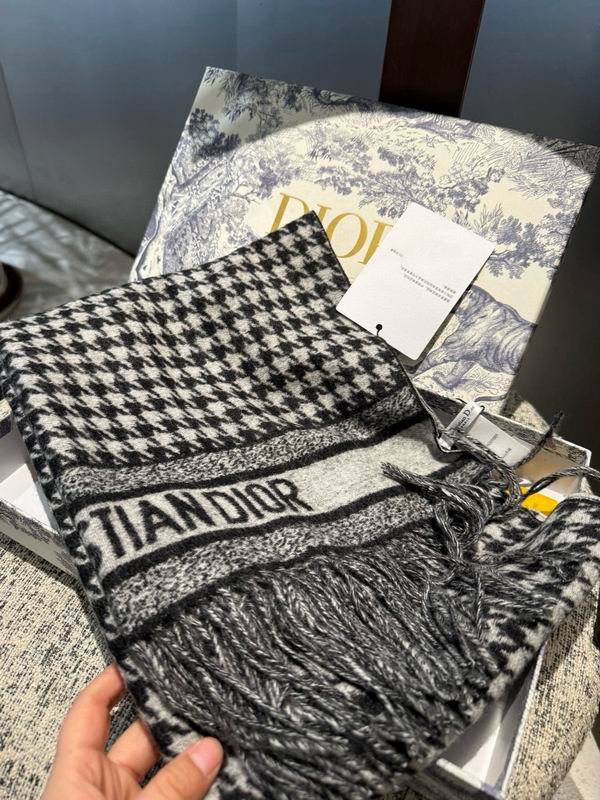 Dior scarf 45X200cm 100%山羊绒 E53 (17)