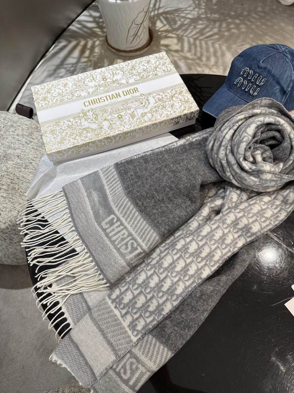 Dior scarf E32 (2)