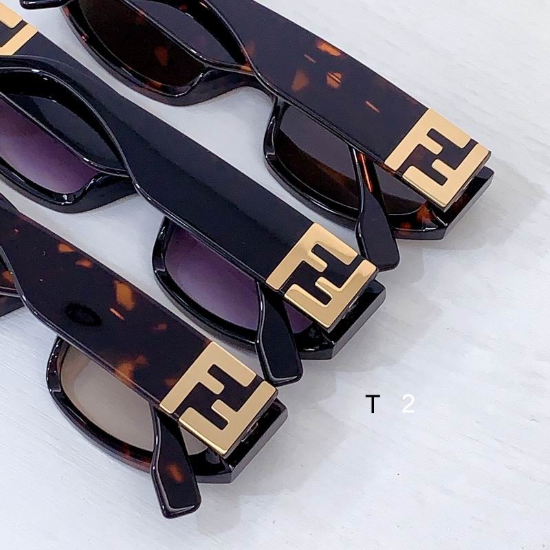 Fendi  FE40199U 54 21-145 b18
