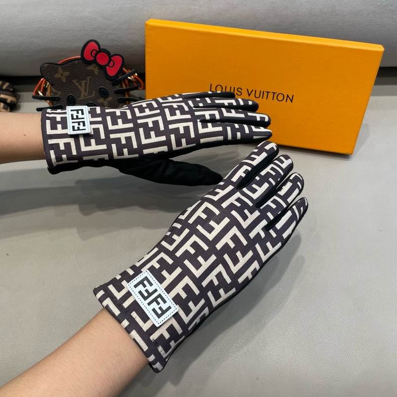 Fendi Gloves 171 (16)