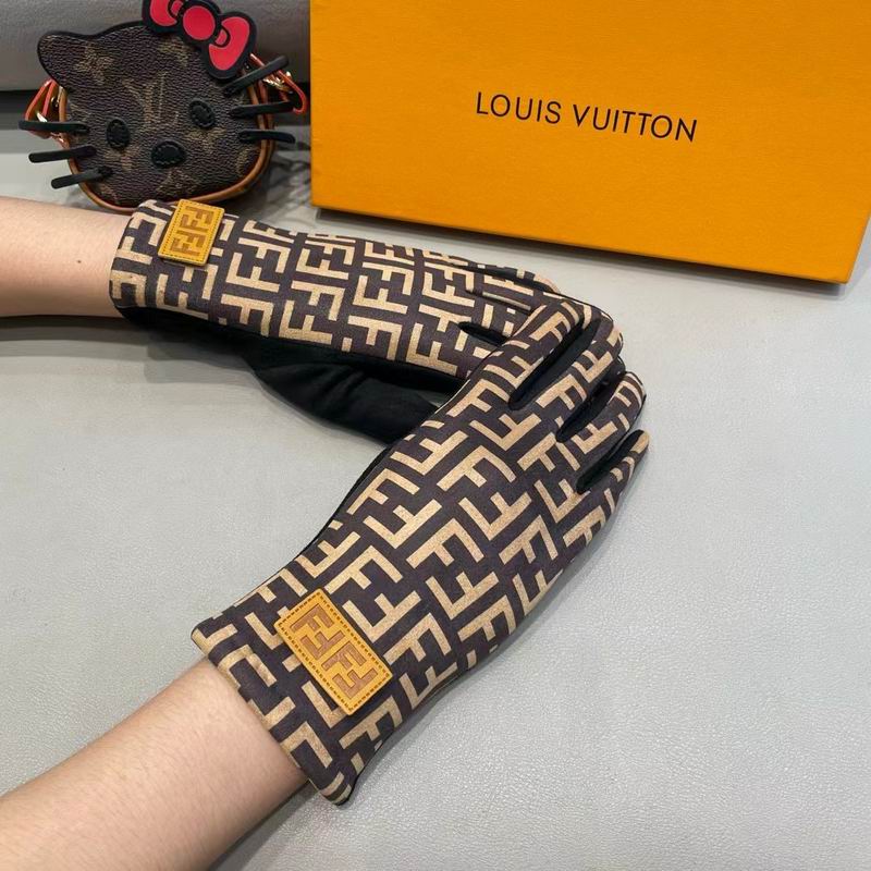 Fendi Gloves 171 (9)