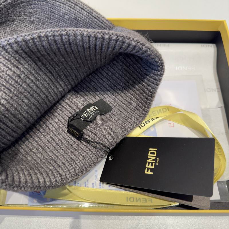 Fendi Hat (2520)