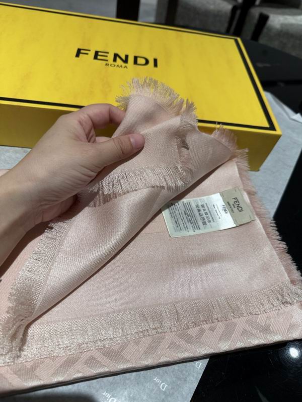 Fendi Scarf 140X140cm E29 (14)