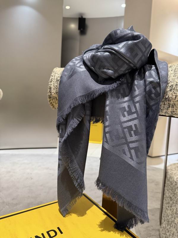 Fendi Scarf 140X140cm E29 (3)