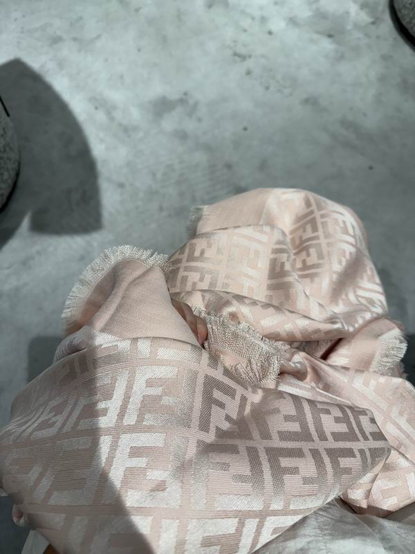 Fendi Scarf 140X140cm E29 (9)
