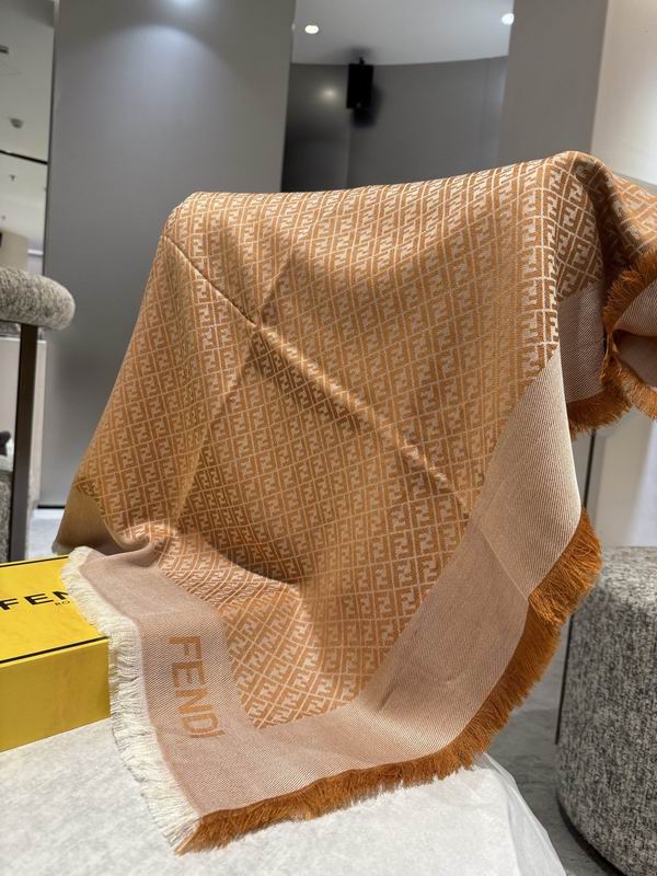 Fendi Scarf 140X140cm E41 (3)