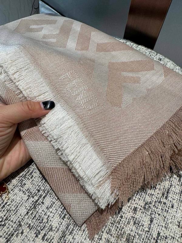 Fendi Scarf 140X140cm E55 (7)