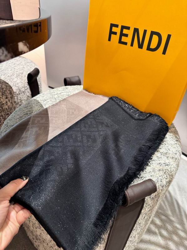 Fendi Scarf E102 (1)