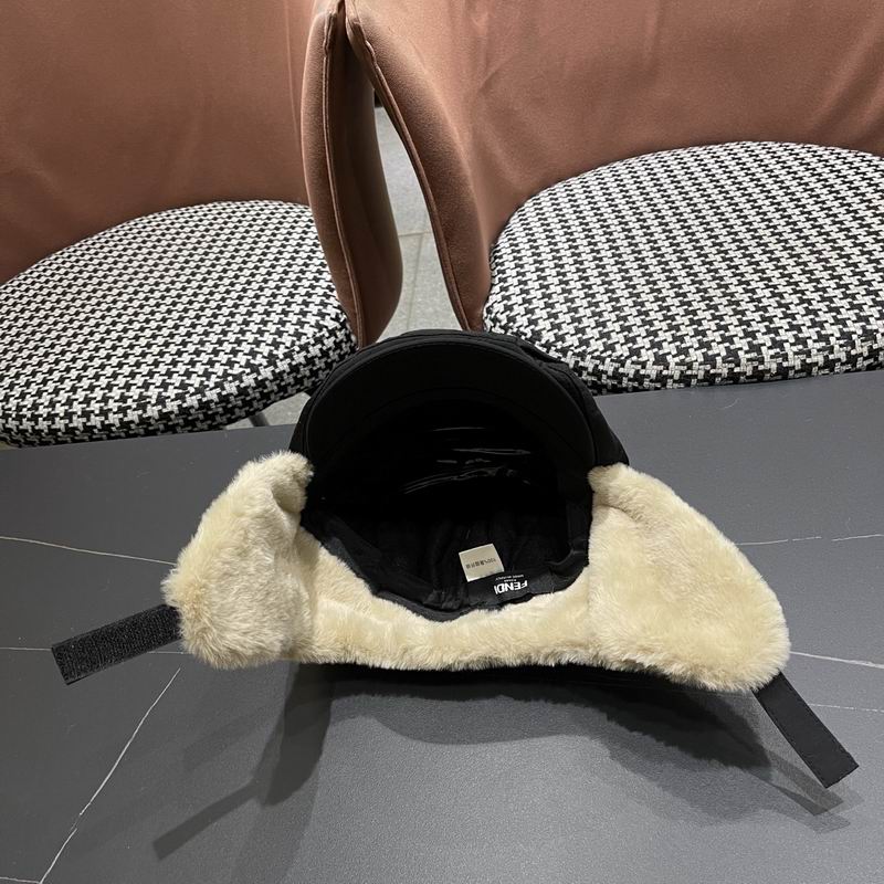 Fendi beret (14)