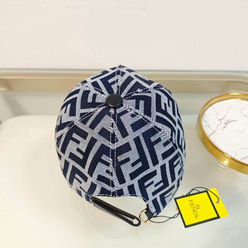Fendi cap dx (845)