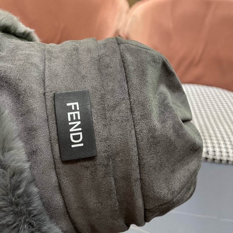 Fendi hat (1313)