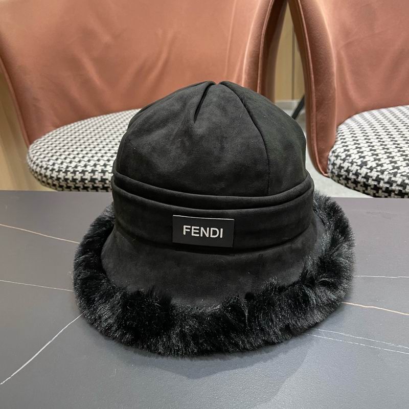 Fendi hat (1341)
