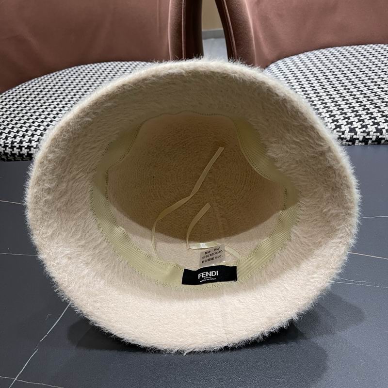 Fendi hat (280)