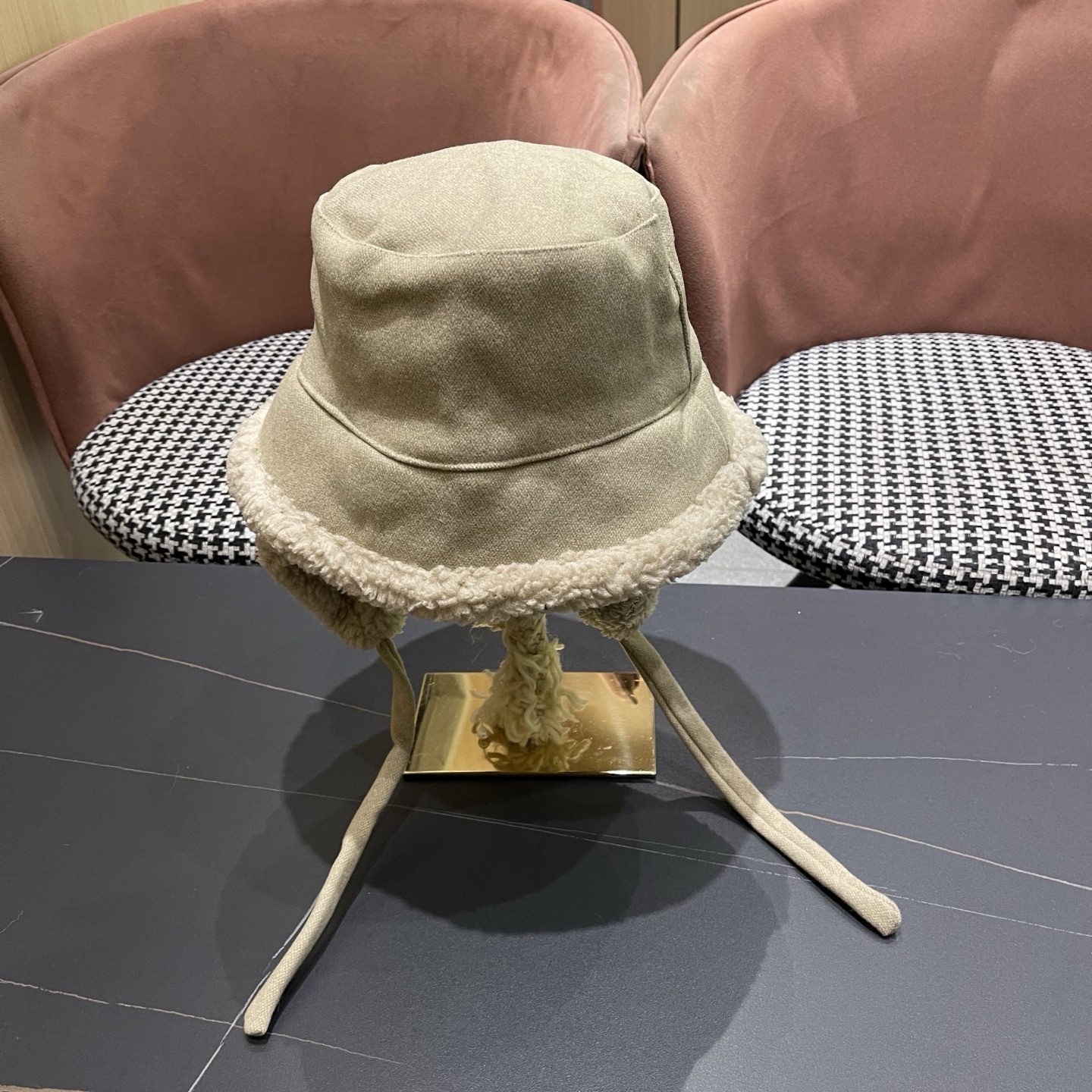 Fendi hat (474)