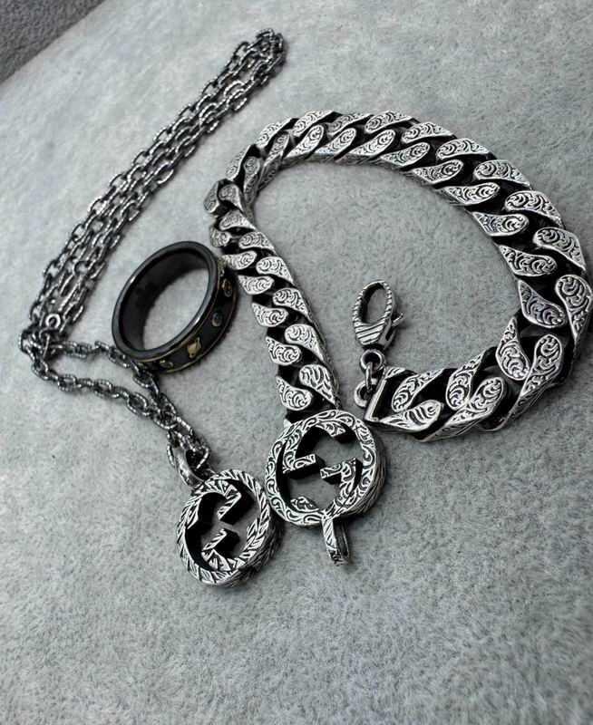 Gucci Bracelet 09yxx20 (5)