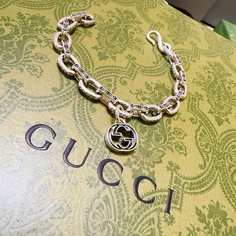 Gucci Bracelet 10yxx13 (6)