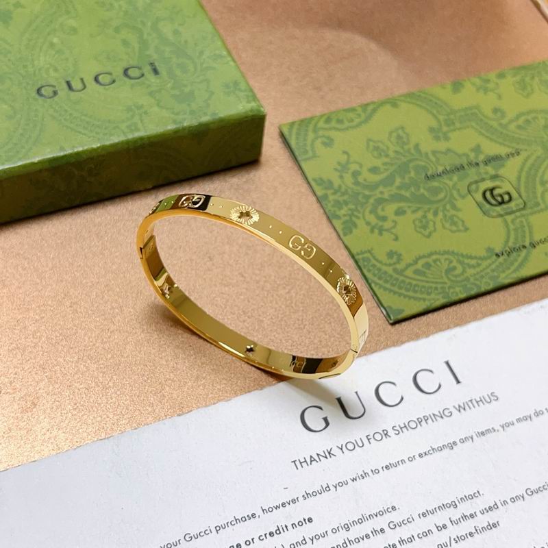 Gucci Bracelet 10yxx17 (6)