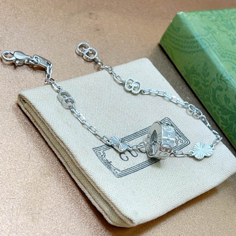 Gucci Bracelet 10yxx22 (5)