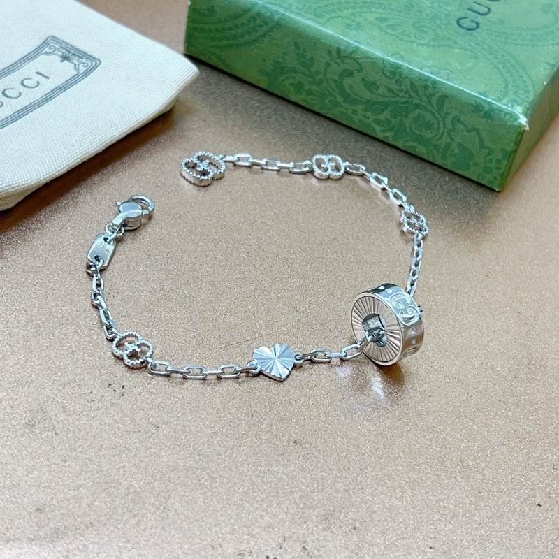 Gucci Bracelet 10yxx22 (6)